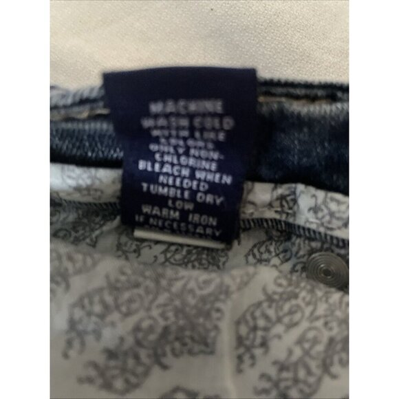 Reign Womens Denim Curvy Cut-Off Shorts Size 9 Cotton/Polyester Blend With Embel - Picture 5 of 6